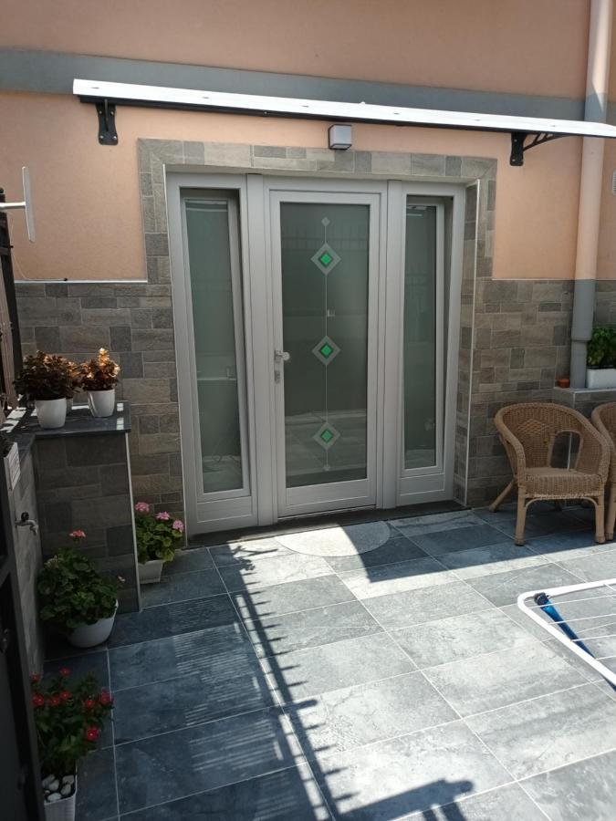 Casetta Nilu' Procida Exterior photo